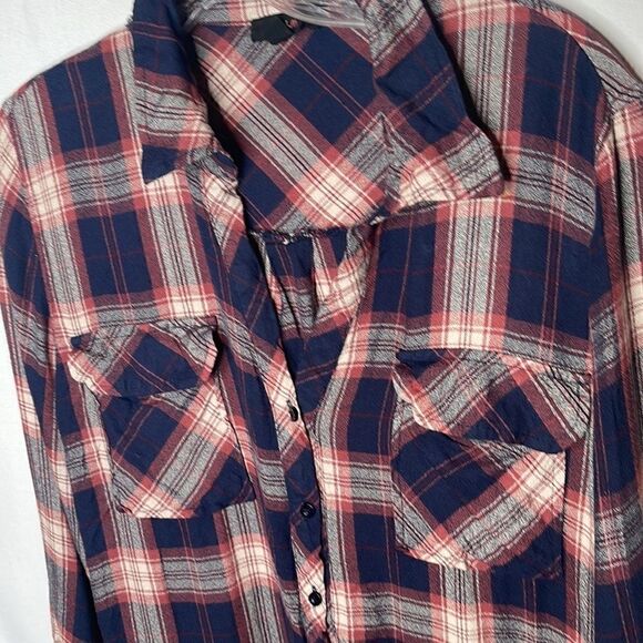 E Hanger M E&M Plaid Long Sleeve Top. Size Large. - Picture 2 of 7